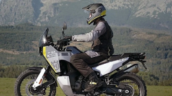 Husqvarna Norden 901 推出仅两年后就进行了丰富的更新