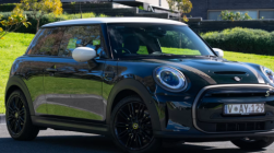 Mini Electric 澳洲售价优惠 20,000 美元