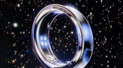 三星 Galaxy Ring 非常轻 并具有不同的材质饰面